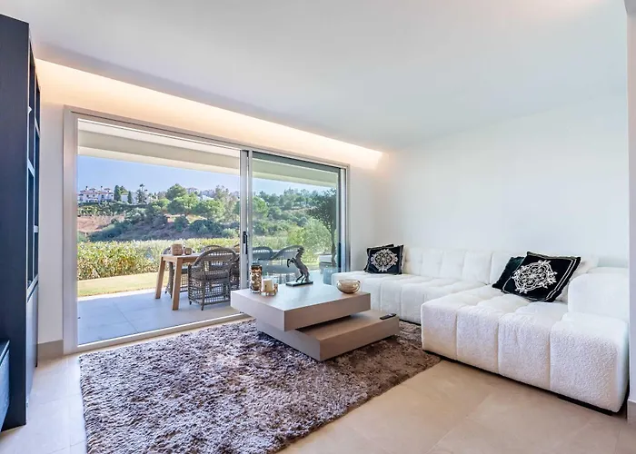 Lakeside Luxury Apartment - La Cala Golf Resort